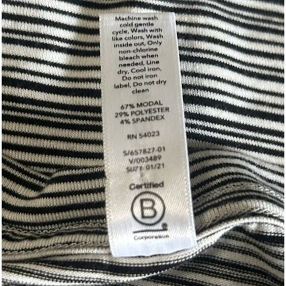 Athleta Cloudlight Stratus Tee Scoop Neck  Oversized Stripe Gray Black Sz M - Picture 5 of 5